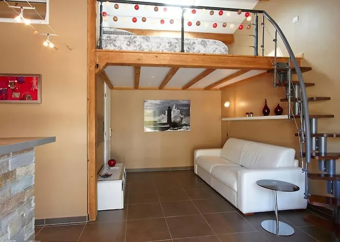 Apartament Dans Avec Piscine Cassis