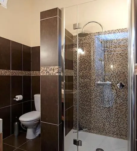 Apartament Dans Avec Piscine *