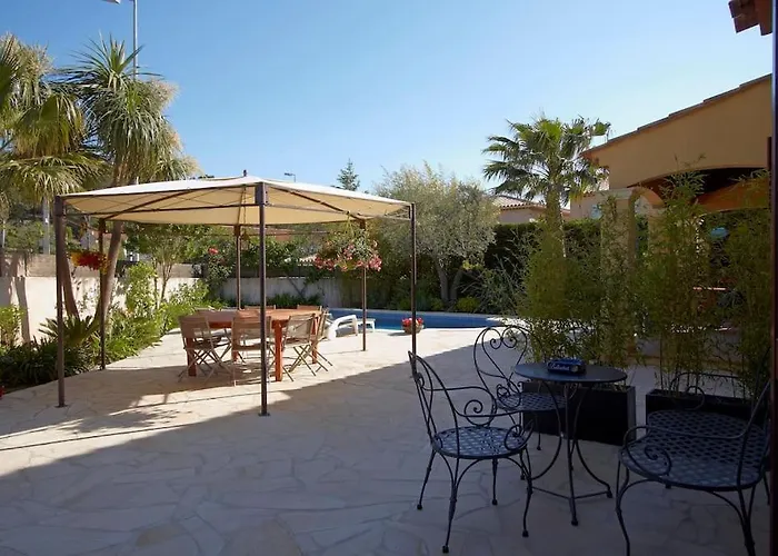 Apartmán Dans Avec Piscine *